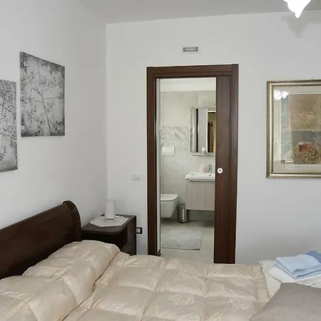 Homestay Civico 86 *